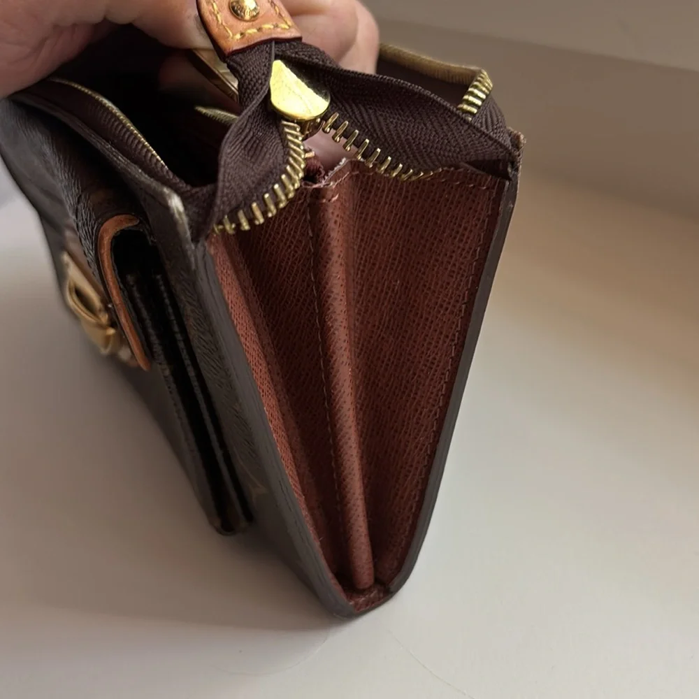 Louis Vuitton Wallet Portefeuille Astrid - Picture 7 of 12